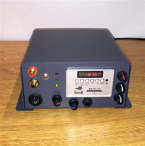 Amplificador mono 50wrms con pre-amplificador - entrada linea aux. - micrófono - Reproductor MP3 (XPA-225)
